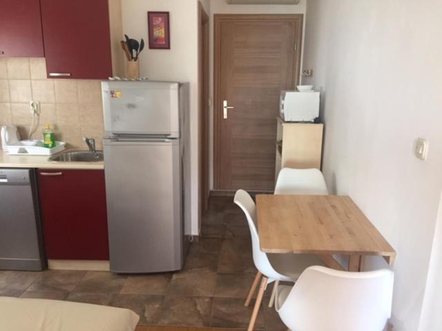 Apartments Karaman Podstrana Ngoại thất bức ảnh