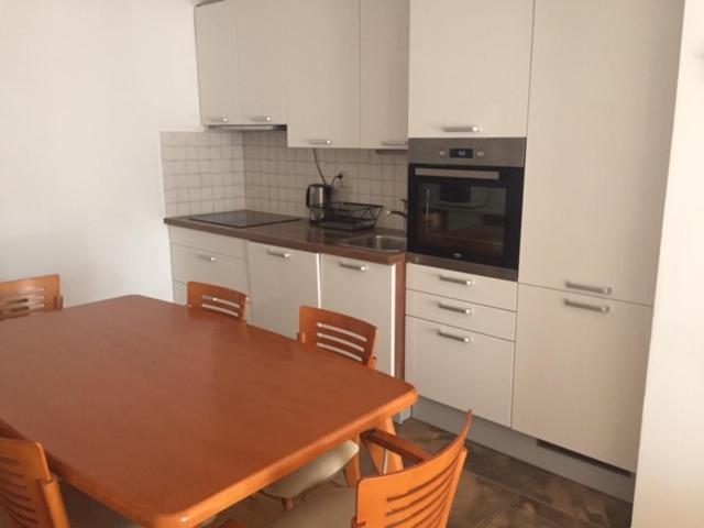 Apartments Karaman Podstrana Ngoại thất bức ảnh