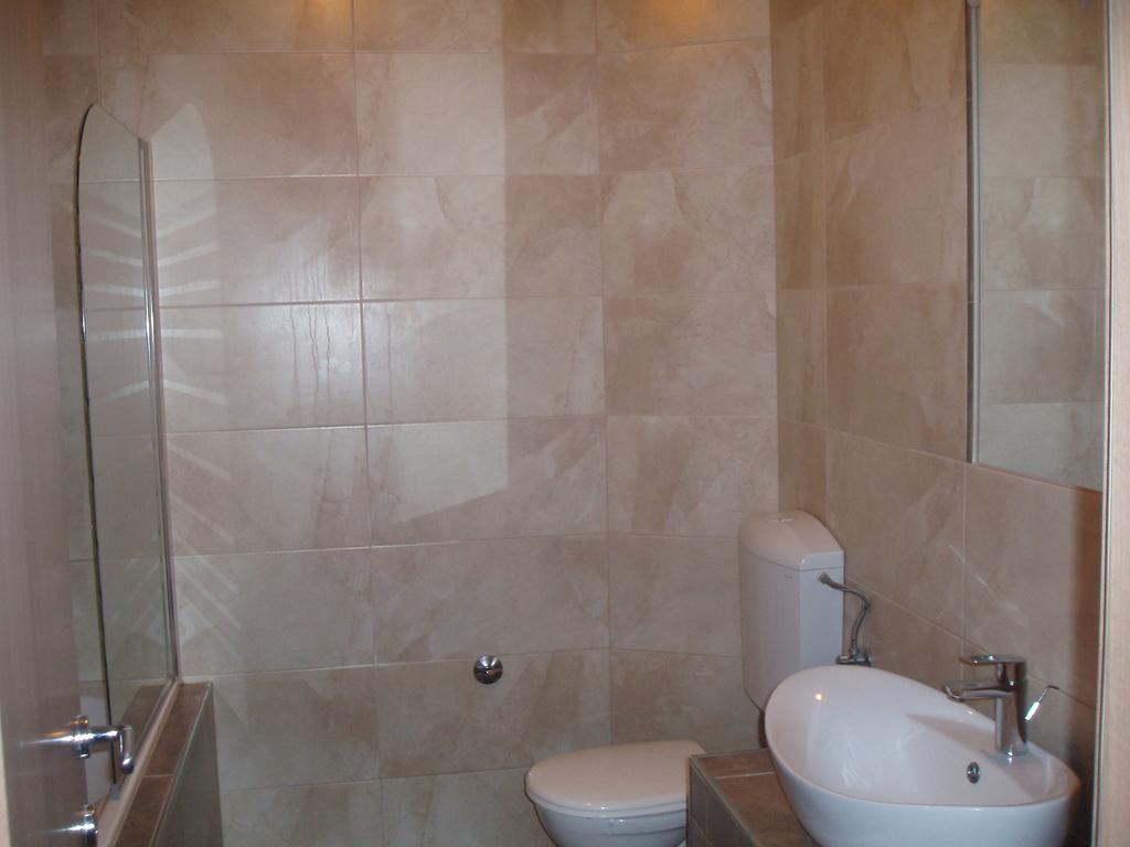 Apartments Karaman Podstrana Phòng bức ảnh