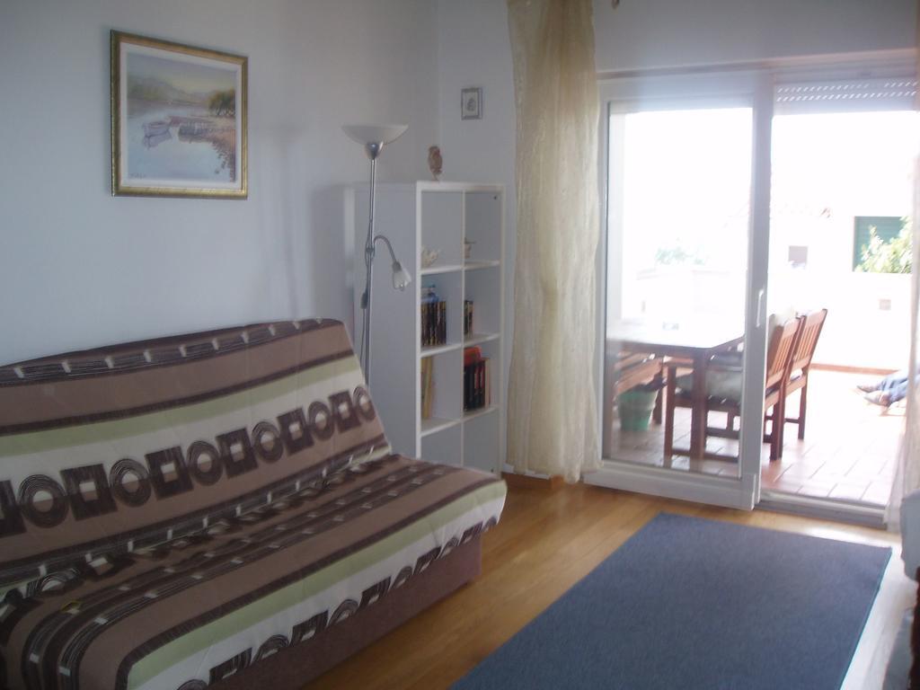Apartments Karaman Podstrana Phòng bức ảnh